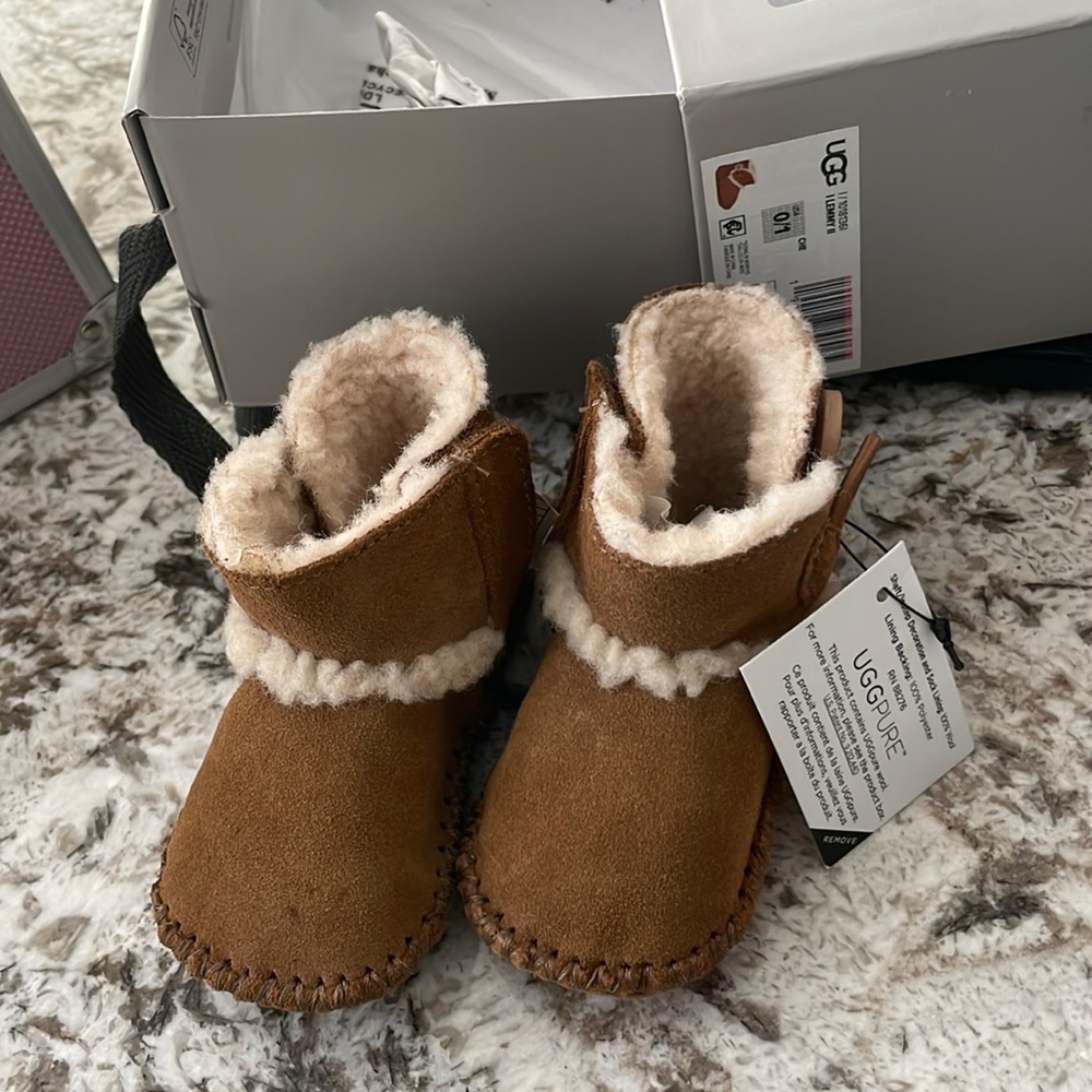 New infant uggs